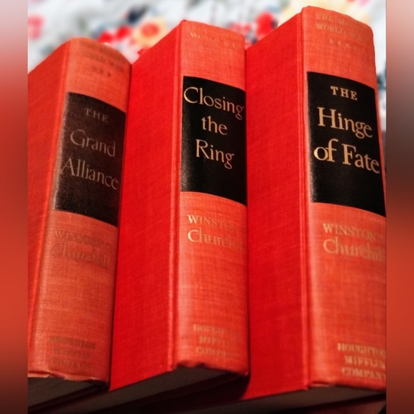 Vintage 1950's volumes 1,4 and 5 of The Second World War by Winston Churchill - Picture 3 of 6
